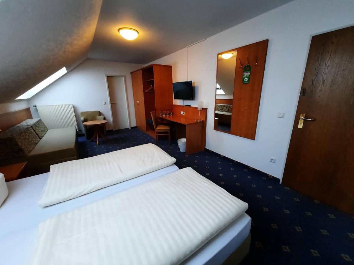 Hotel Kaiserhof Lehrte Dış mekan fotoğraf