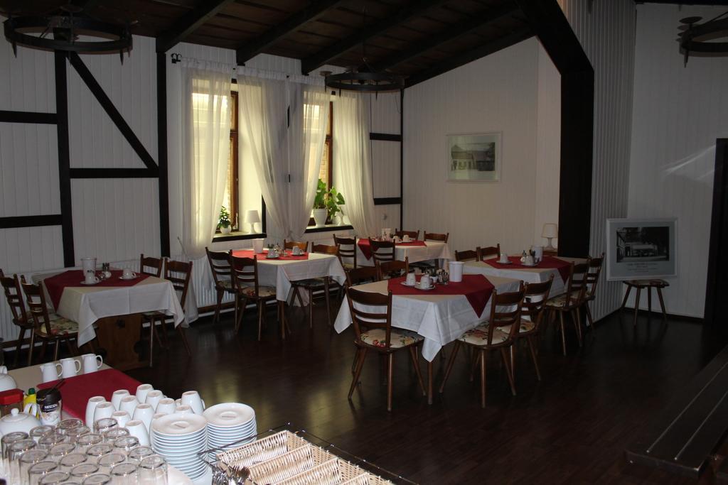 Hotel Kaiserhof Lehrte Dış mekan fotoğraf