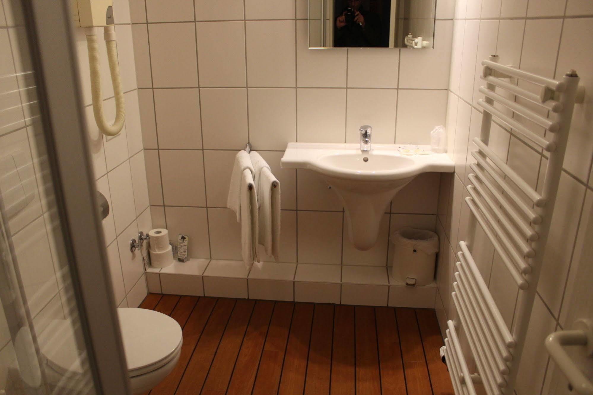 Hotel Kaiserhof Lehrte Dış mekan fotoğraf