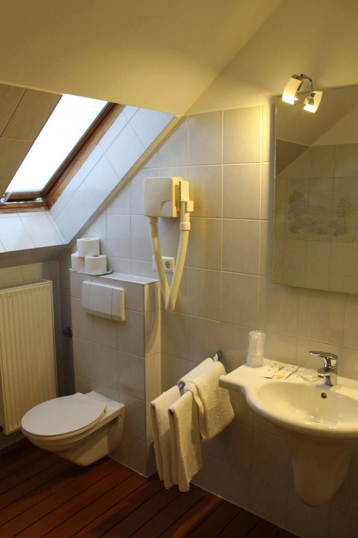 Hotel Kaiserhof Lehrte Dış mekan fotoğraf